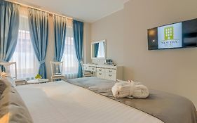 New Era Hotel Old Town Vibrant Nightlife Zone - Parking With Fee Nearby - Not At The Hotel !